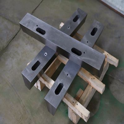 Partes de maquinaria Equipo de trituradora de minerales original C80 Cuña para trituradora de mandíbulas Partes de repuesto