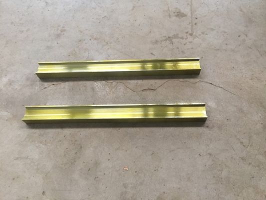 Partes de repuesto usadas para minería de mineral C105 C106 C110 triturador de mandíbulas Placa de cambio y asiento