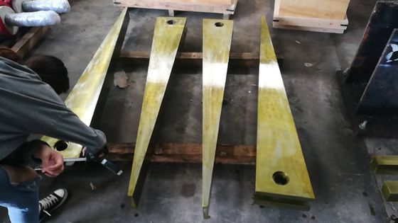 Piezas de repuesto para triturador de mandíbula para minería de mineral Placa y asiento para triturador C110 Peso 145KG