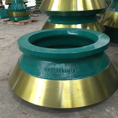 HP400 HP500 Cone Crusher partes de desgaste Mn18Cr2 Mantel y forro de cuenco para el proceso de forja