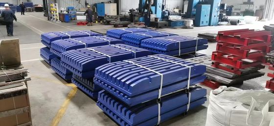 Acero oscilante de alto manganeso C160 Peso de la placa de la mandíbula 999 KG para maquinaria de trituración