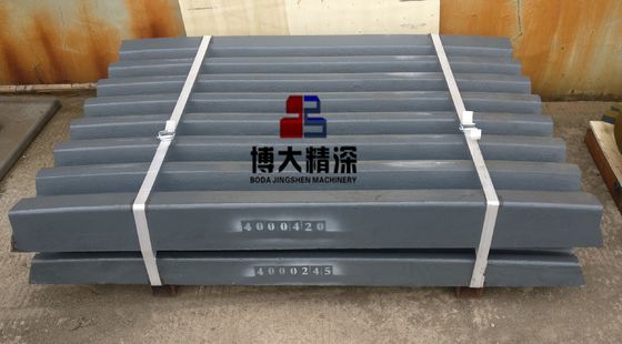 Triturador CJ408 CJ409 Partes de repuesto resistentes al desgaste Placa de mandíbula fija para la minería de energía