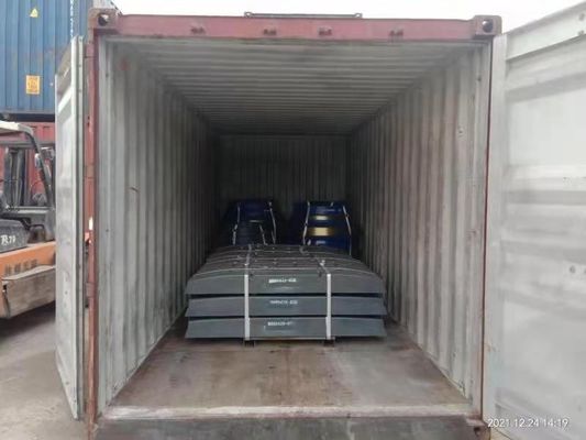 Parcela de la máquina de triturador placa de mandíbula de manganeso alto OEM de fundición placa de mandíbula triturador de dientes