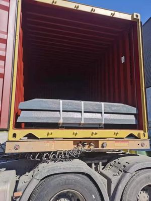 Parcela de la máquina de triturador placa de mandíbula de manganeso alto OEM de fundición placa de mandíbula triturador de dientes