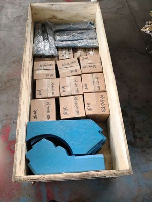 3.21 KG Inspección profesional CV117 Placas de desgaste superior VSi triturador piezas de repuesto de desgaste
