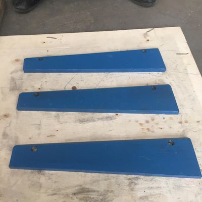 Tipo de máquina trituradora Trituradora CV117 Placa de ensayo para piezas de repuesto de desgaste de trituradoras VSI