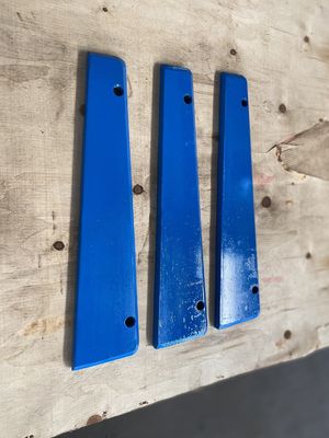 Diseño de trituradora de cono de minería piezas de repuesto de desgaste placa de pista para trituradora de cono de piedra VSI