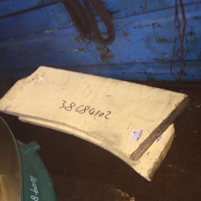GP Constructor de cono de piedra con forja y maquinaria de 799 kg
