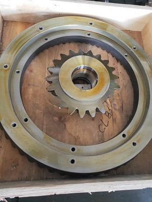 Par de engranajes de accionamiento de peso de 100 kg para trituradora de conos de piedra minera de trabajo pesado